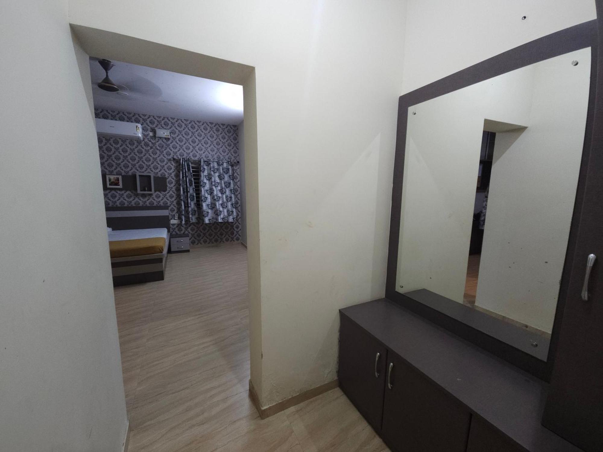 Shi'S Vilva - The Bungalow In Coimbatore - Near Airport, Kmch, Codesia Exterior foto